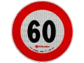 Jaka prędkość holowania? Limity 30/60 km/h i zasady bezpieczeństwa