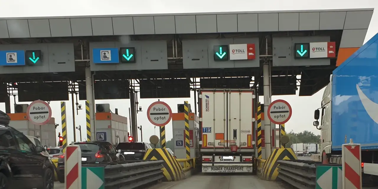 Jak kupić bilet na autostradę w Polsce? E-TOLL, bramki, aplikacje
