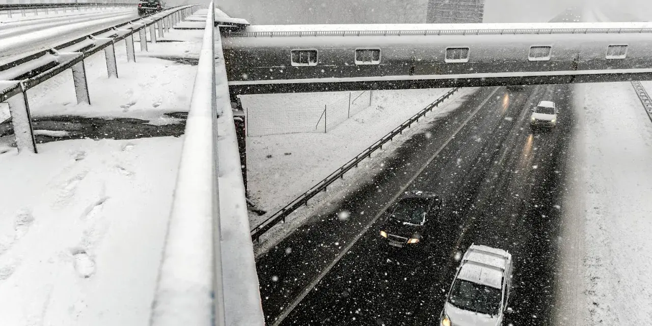 Kto nie może wjechać na autostradę? Sprawdź listę zakazanych pojazdów