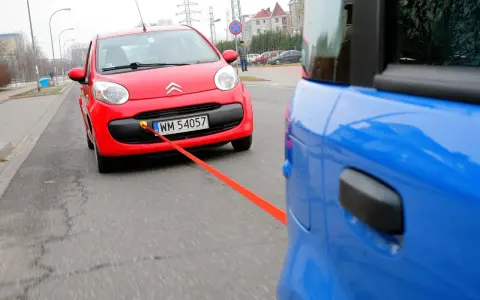 Jakie światła przy holowaniu? Pełny przewodnik i uniknij mandatu