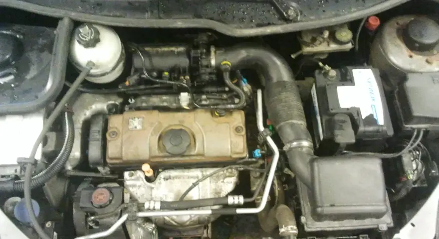Peugeot 206: Gdzie jest czujnik wentylatora? Lokalizacja i objawy