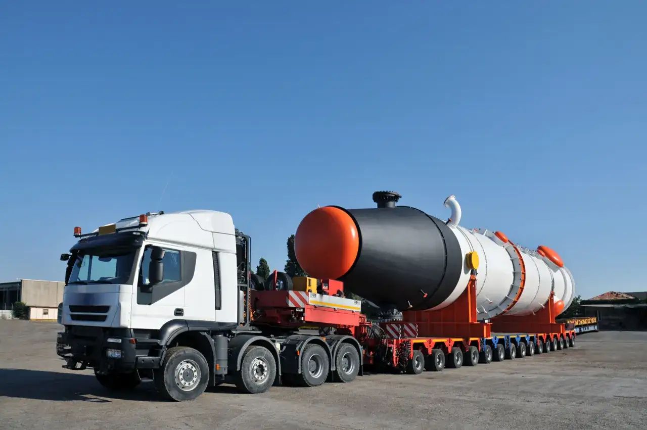 transport ponadgabarytowy ciężarówka długa